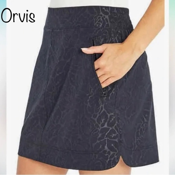Orvis Dresses & Skirts - Orvis Women's Black Travel Mini Skort Skirt Embossed Floral size SM like NEW